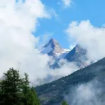 Evelyne By Interhome Apartamento Saas Fee