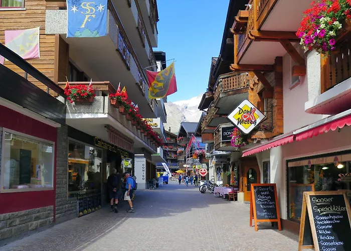 Evelyne By Interhome