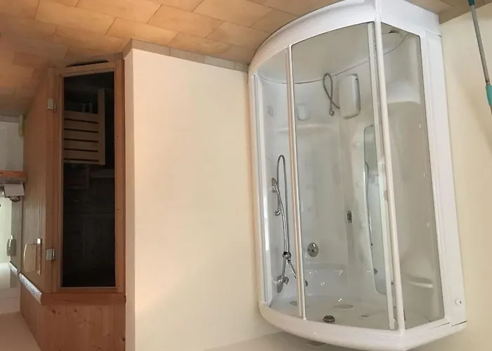 公寓 Evelyne By Interhome 萨斯费